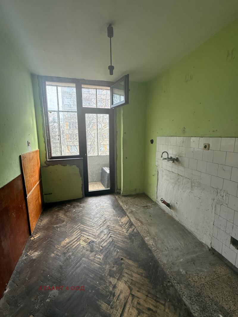 Продава 2-СТАЕН, гр. Казанлък, област Стара Загора, снимка 3 - Апартаменти - 52691839