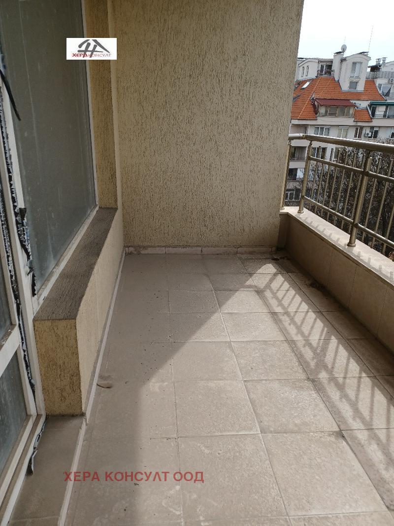 Продава 3-СТАЕН, гр. София, Център, снимка 2 - Апартаменти - 53991785