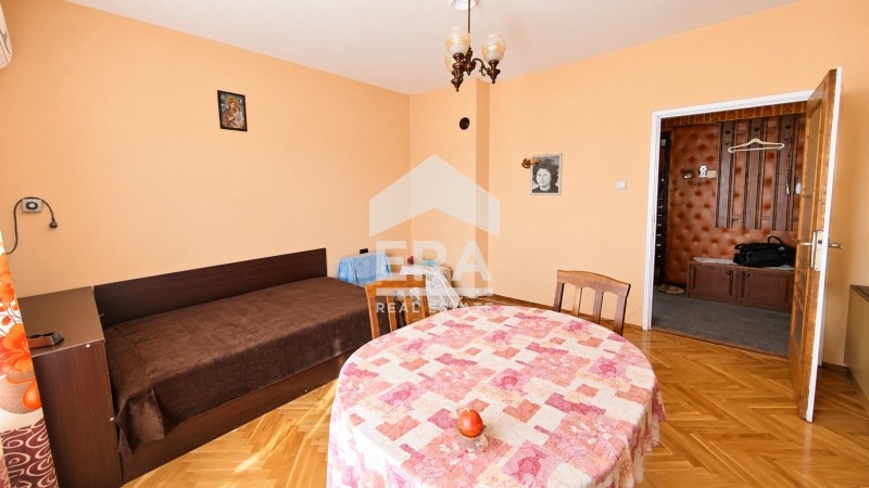 Продава 3-СТАЕН, гр. Търговище, Център, снимка 3 - Апартаменти - 56457423
