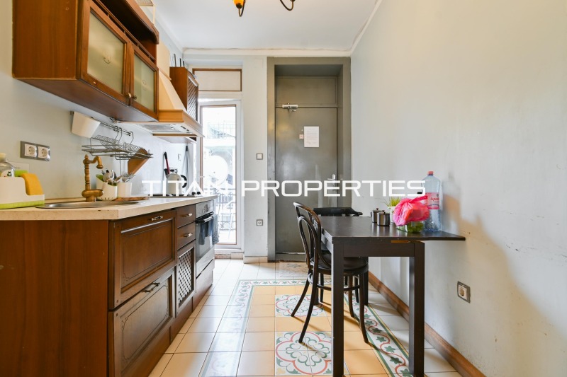 Продава КЪЩА, гр. София, Център, снимка 4 - Къщи - 52386894