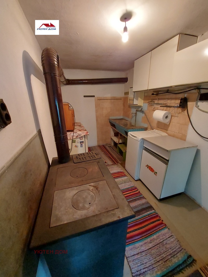 Продава КЪЩА, с. Радко Димитриево, област Шумен, снимка 12 - Къщи - 52388791