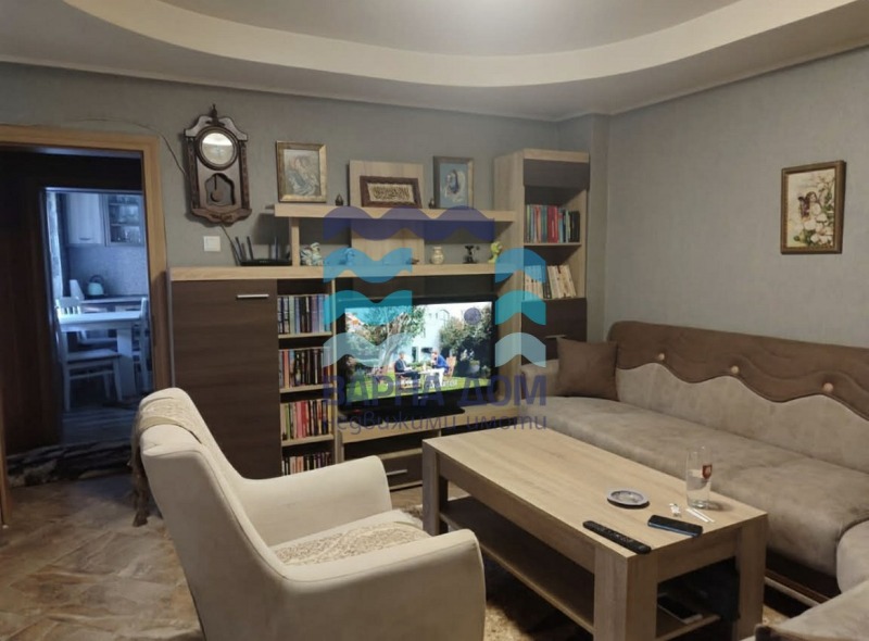 Продава КЪЩА, гр. Добрич, Център, снимка 2 - Къщи - 53211033