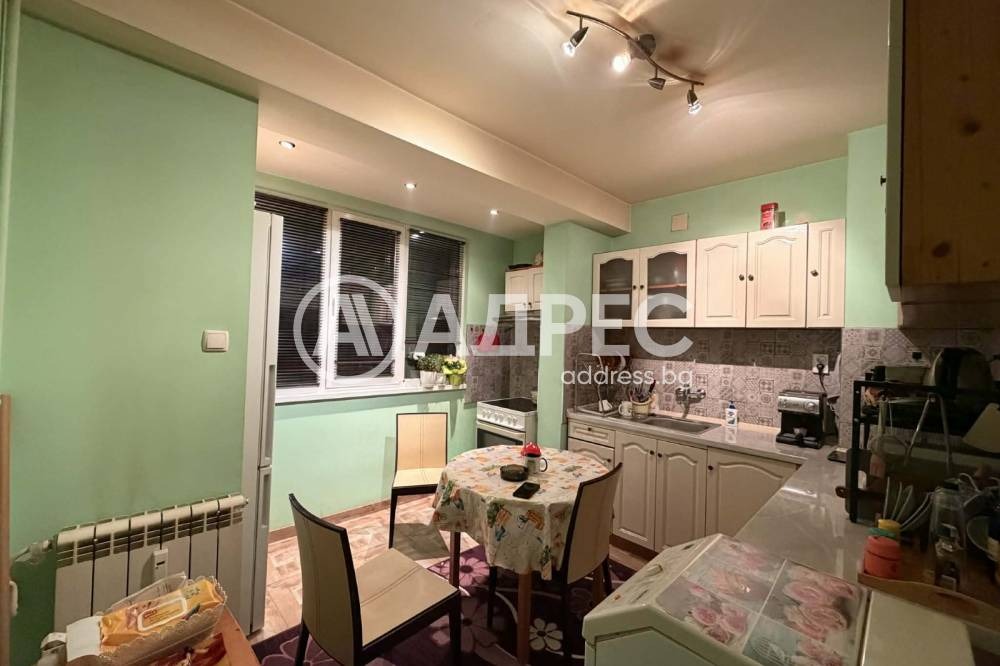 Продава 3-СТАЕН, гр. София, Толстой
