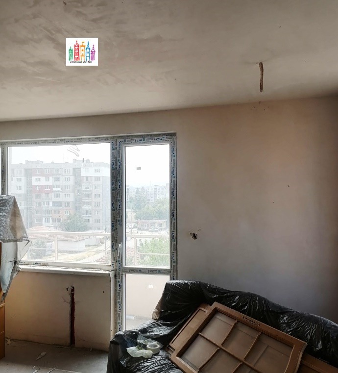 En venta  1 dormitorio Pernik , Moshino , 70 metros cuadrados | 54695327 - imagen [9]