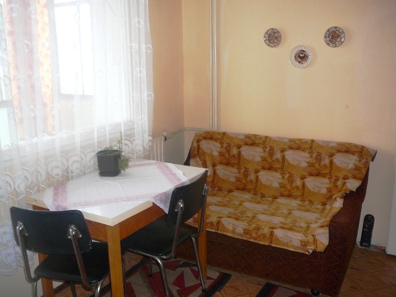Продава 3-СТАЕН, гр. Габрово, Бичкиня, снимка 3 - Апартаменти - 54611854