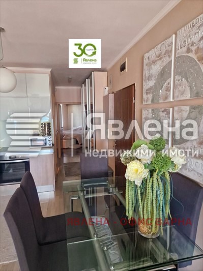 Продава 3-СТАЕН, гр. Варна, м-т Долна Трака, снимка 2 - Aпартаменти - 47527336