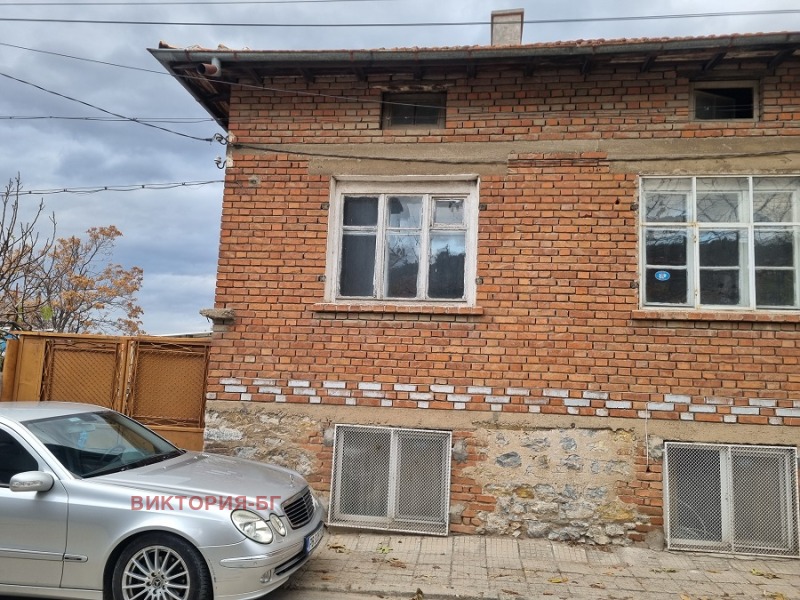 Продава КЪЩА, с. Брестовица, област Пловдив, снимка 3 - Къщи - 48085963