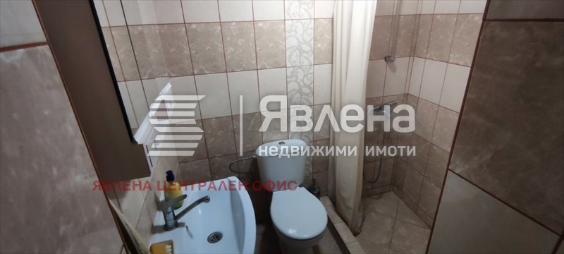 Продава КЪЩА, с. Голям извор, област Ловеч, снимка 13 - Къщи - 56318626