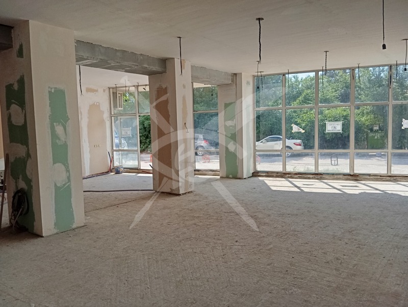Προς πώληση  Κατάστημα Σοφηια , Σβοβοδα , 203 τ.μ | 63744648