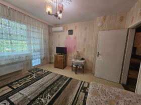 2 sypialnie Centar, Ruse 9