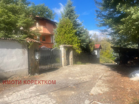ПАРЦЕЛ, 502 m2