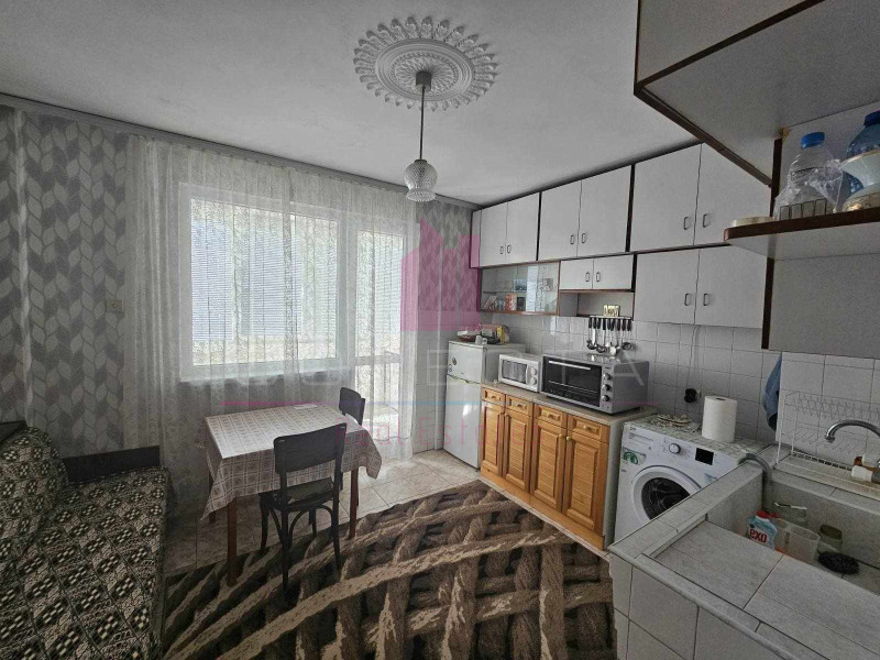 De vânzare  2 dormitoare Ruse , Țentâr , 100 mp | 47860222 - imagine [7]