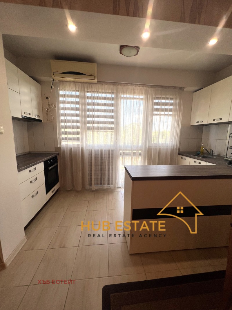 Продава 3-СТАЕН, град Добрич, Добротица - Албенска • 165000 лв. / 84363.16 € • 21855491 1