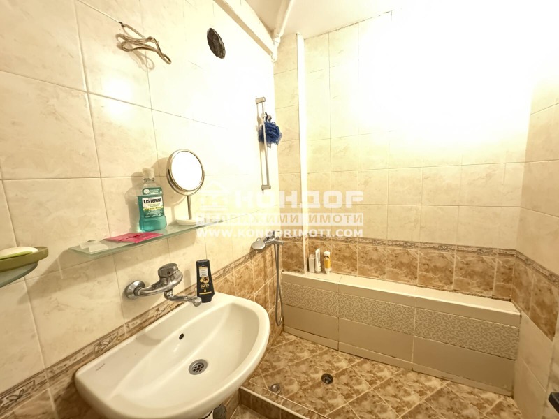 Продава 3-СТАЕН, гр. Пловдив, Център, снимка 6 - Апартаменти - 53324497