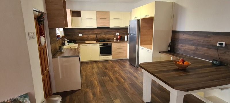 Продава КЪЩА, с. Юнец, област Варна, снимка 3 - Къщи - 52144177