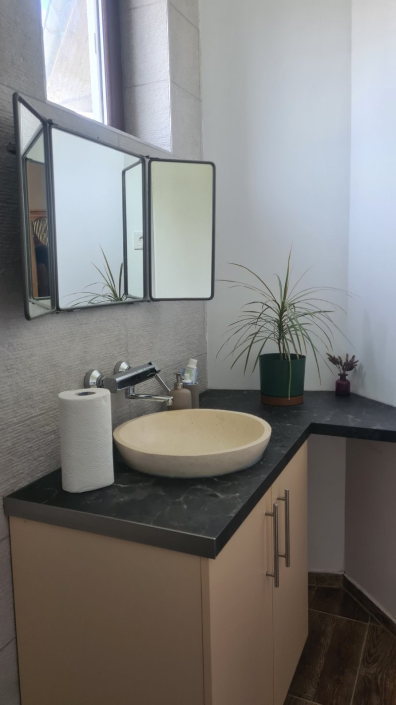 Продава КЪЩА, с. Юнец, област Варна, снимка 11 - Къщи - 52144177