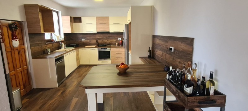 Продава КЪЩА, с. Юнец, област Варна, снимка 2 - Къщи - 52144177