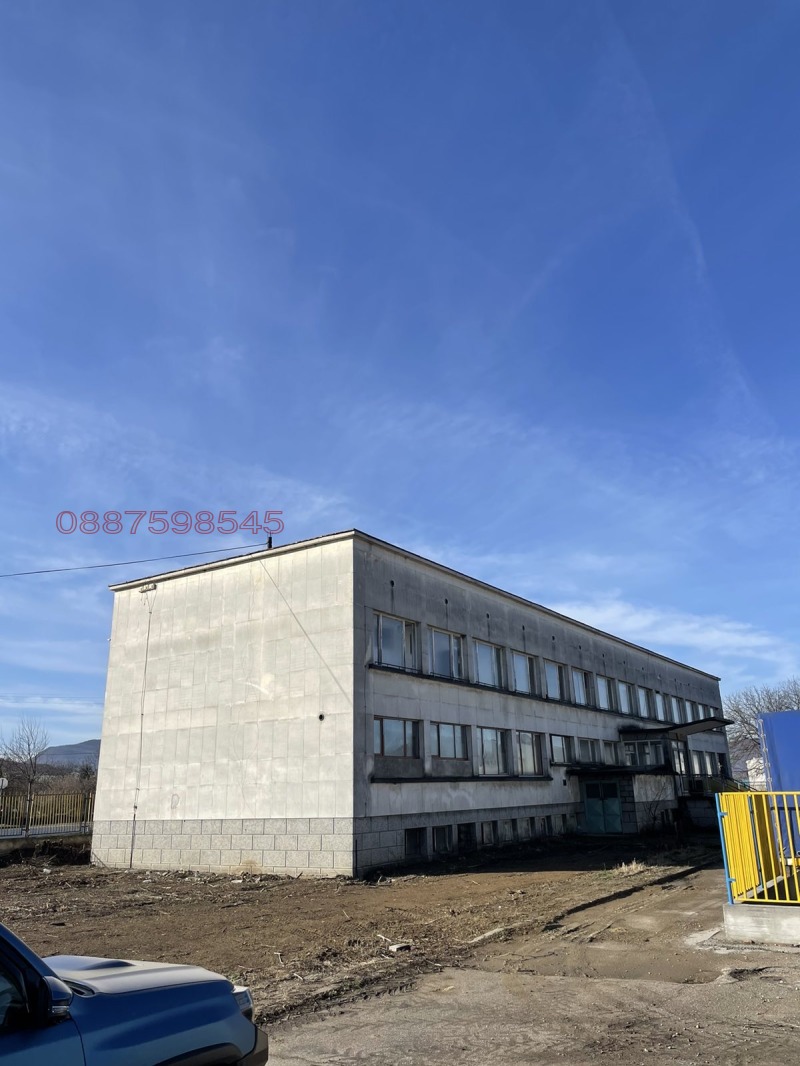 Продава ПРОМ. ПОМЕЩЕНИЕ, гр. Севлиево, област Габрово, снимка 3 - Производствени сгради - 53490869
