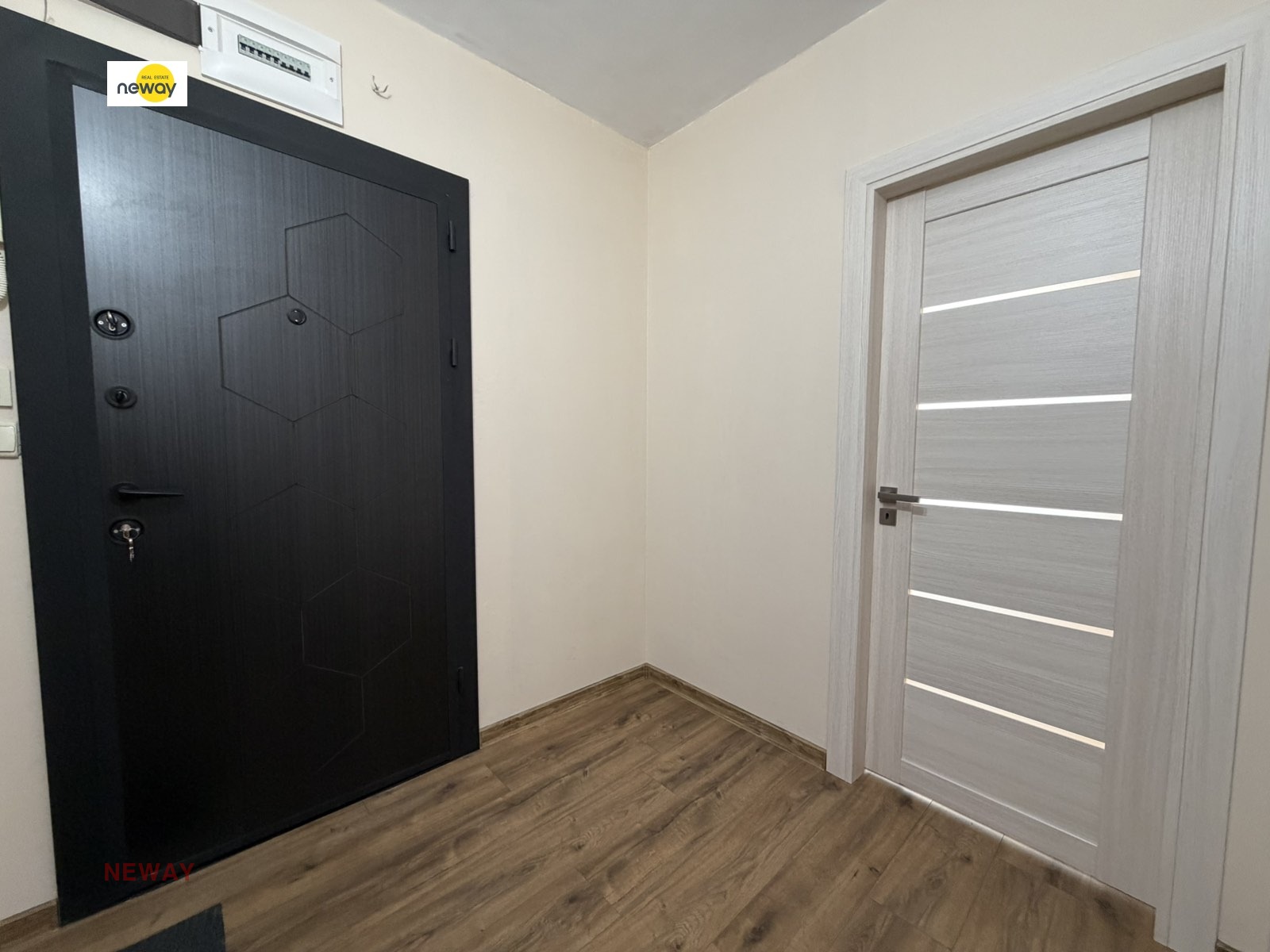 Продава 3-СТАЕН, гр. Плевен, Идеален център, снимка 16 - Апартаменти - 54189612