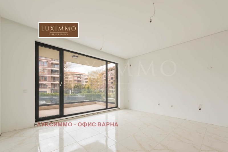 Na prodej  1 ložnice Varna , k.k. Sv.Sv. Konstantin i Elena , 81 m2 | 53787438 - obraz [2]