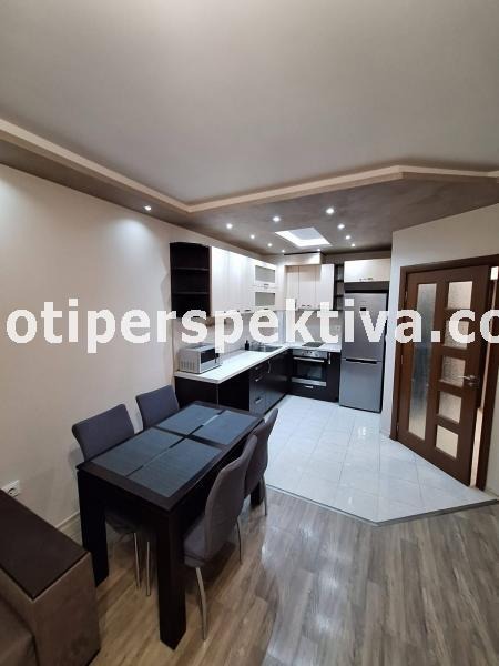 Продава 2-СТАЕН, гр. Пловдив, Кючук Париж, снимка 2 - Апартаменти - 52736764