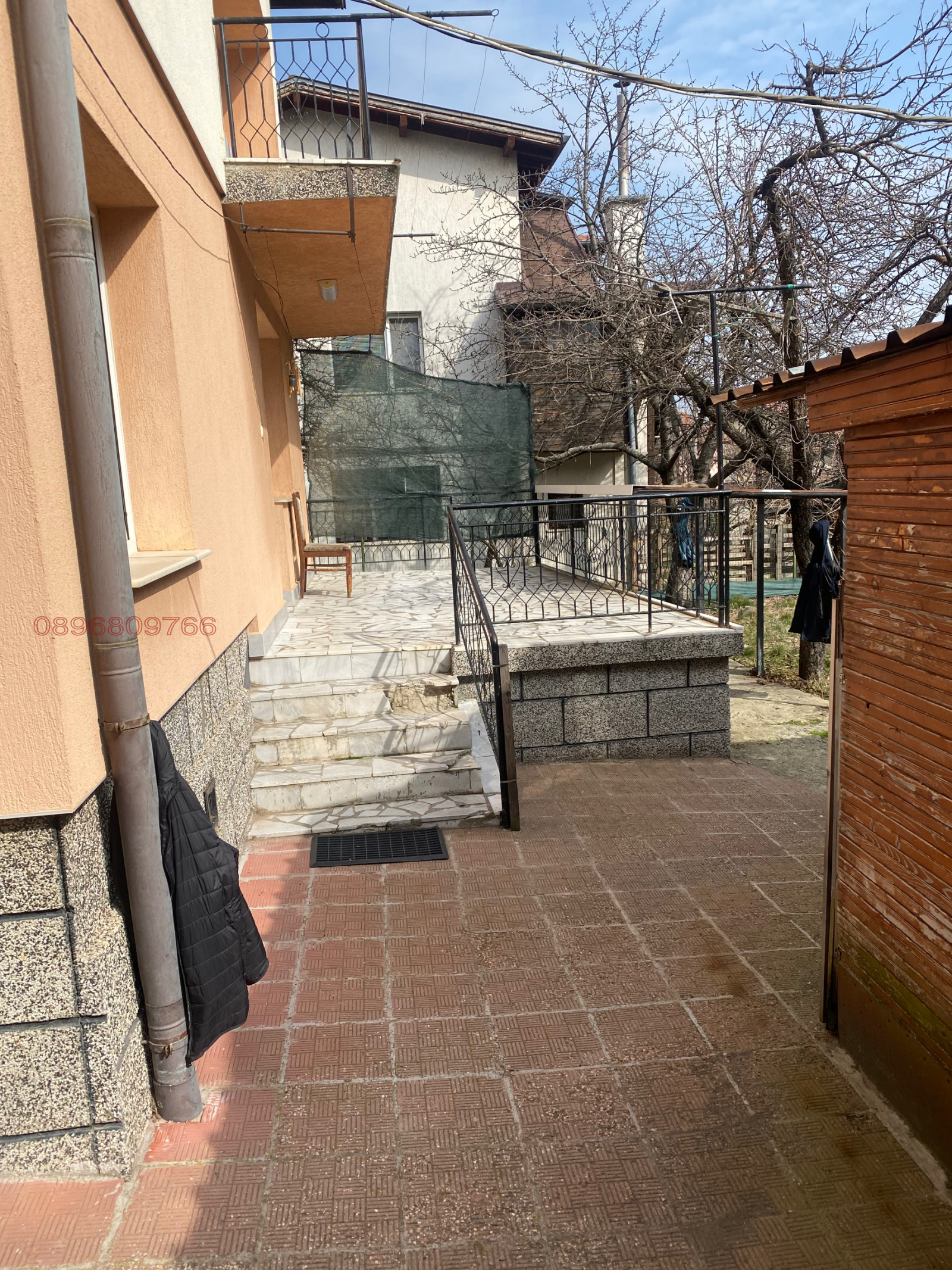 Продава КЪЩА, гр. София, с. Бистрица, снимка 2 - Къщи - 54148674