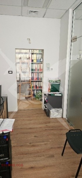 Zu verkaufen  Büro Plowdiw , Juschen , 96 qm | 31078801 - Bild [2]