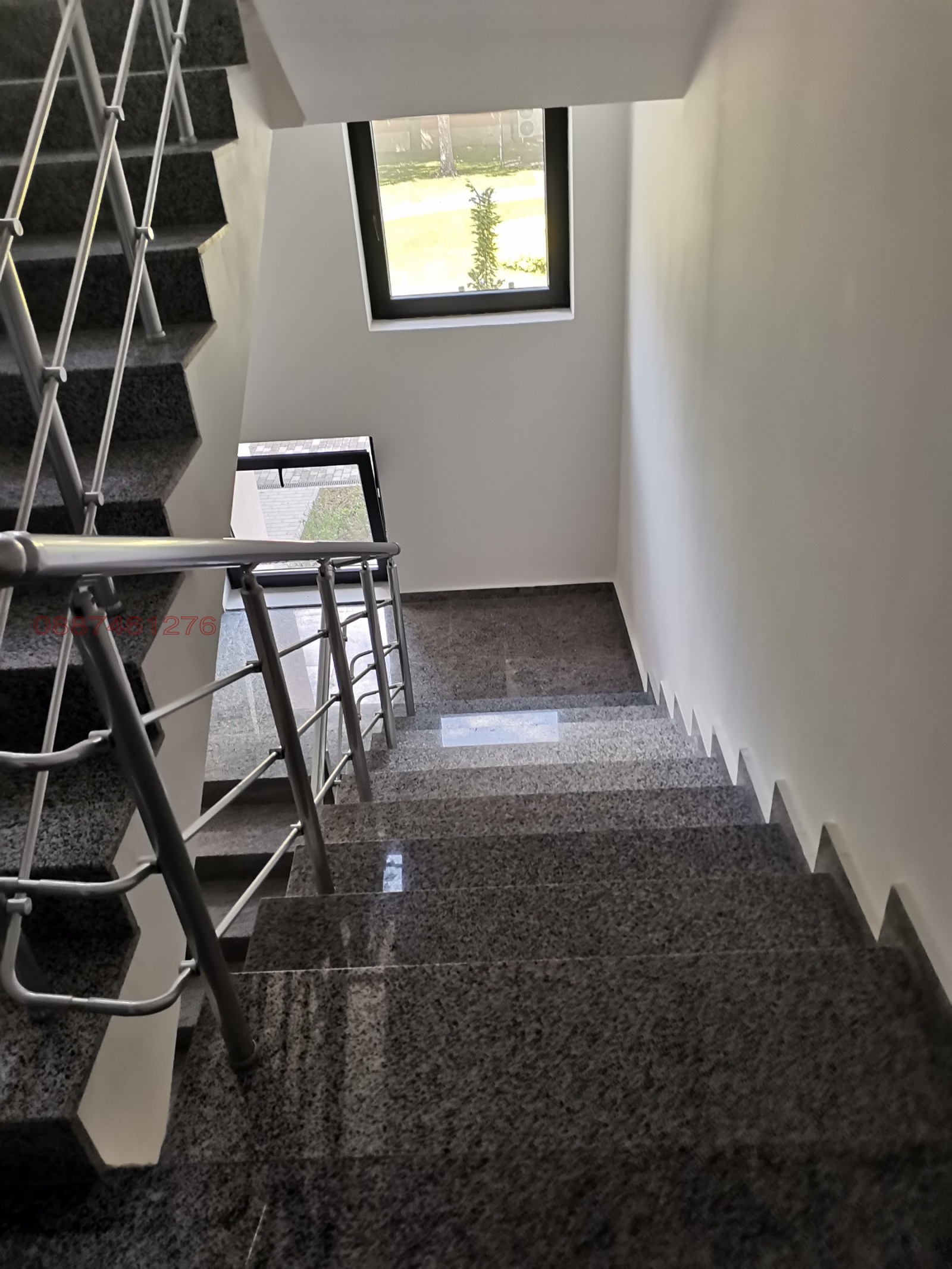 Продава 2-СТАЕН, гр. София, Толстой, снимка 2 - Апартаменти - 54085484