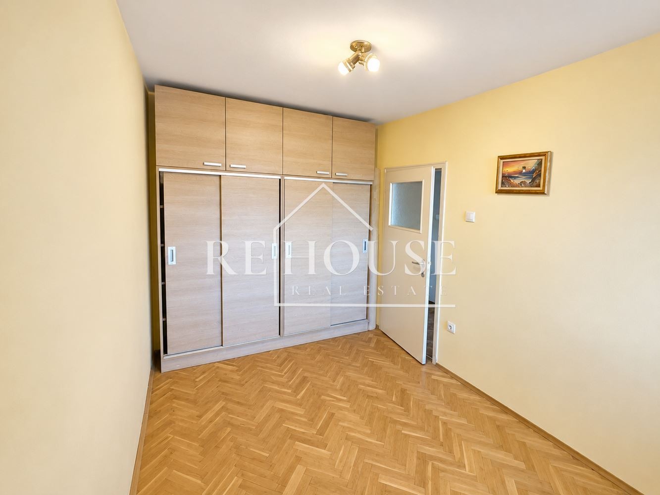 Продава 4-СТАЕН, гр. Варна, Окръжна болница-Генерали, снимка 10 - Апартаменти - 55414914