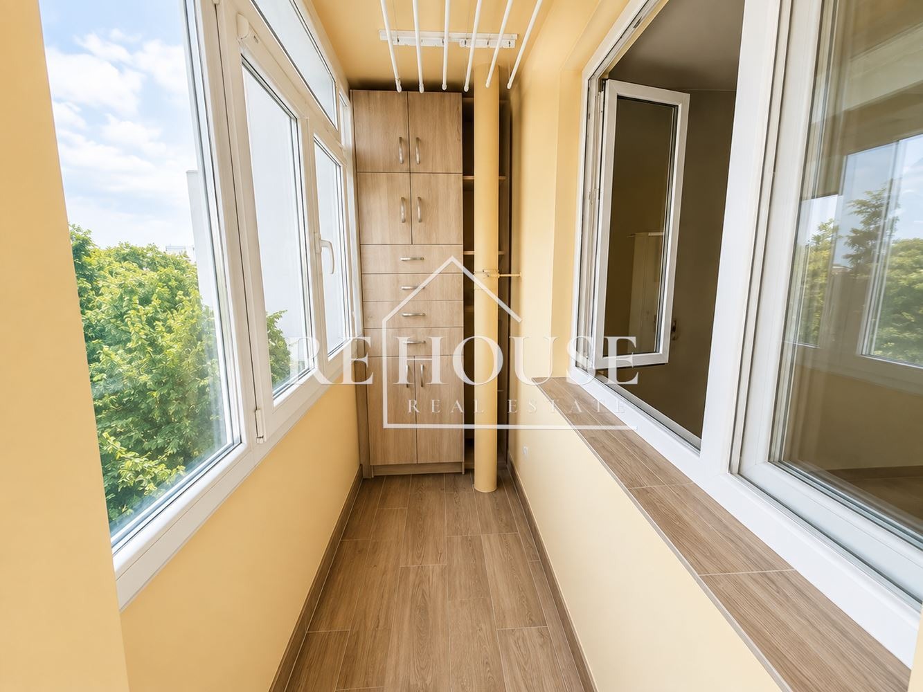 Продава 4-СТАЕН, гр. Варна, Окръжна болница-Генерали, снимка 11 - Апартаменти - 55414914