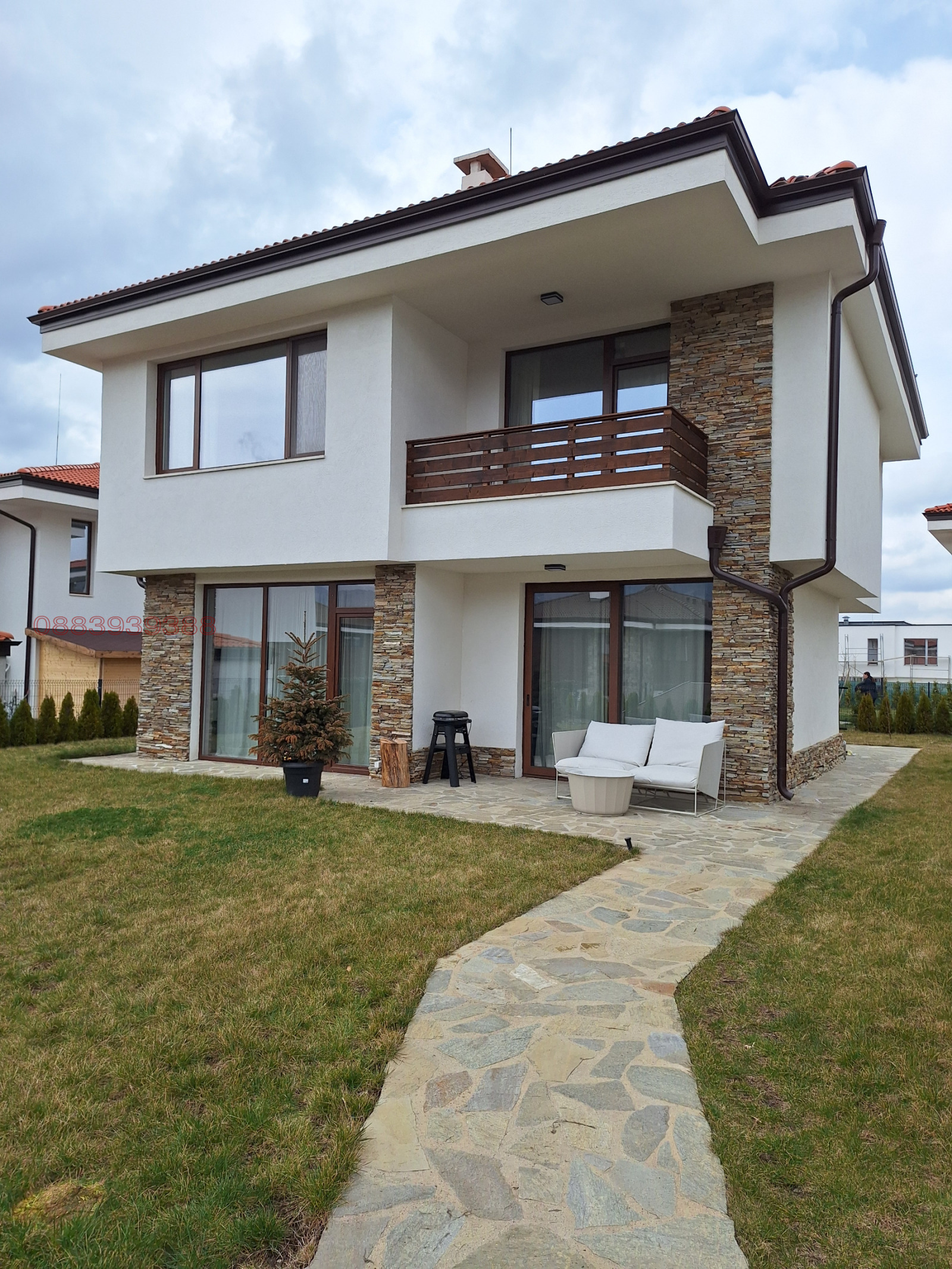 Продава КЪЩА, с. Кладница, област Перник