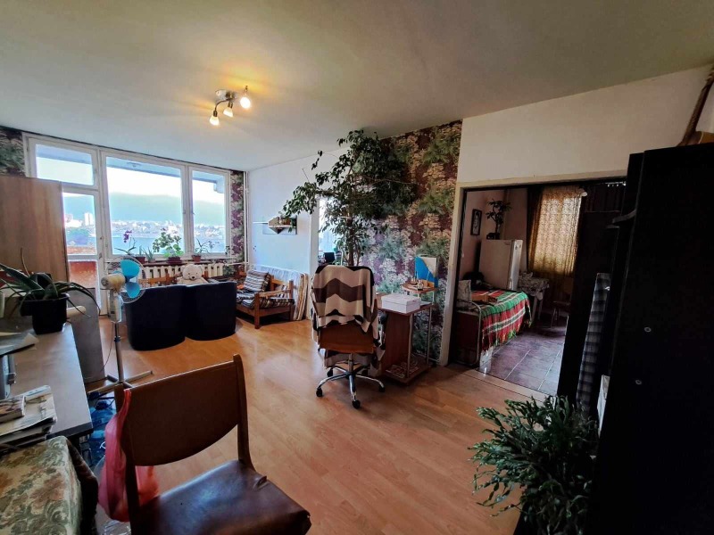 Продава  4-стаен, град София, Надежда 2 •  195 000 EUR • ID 66858103 — holmes.bg - [1] 