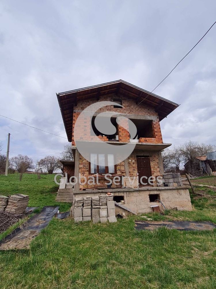 Продава  Къща област Перник , с. Черна гора , 90 кв.м | 65652312