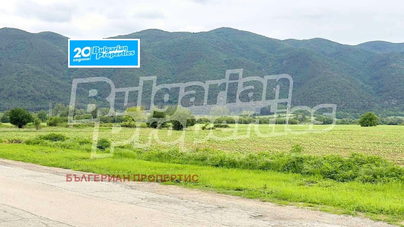 Na prodej  Spiknutí oblast Stará Zagora , Vetren , 680 m2 | 36504765 - obraz [15]