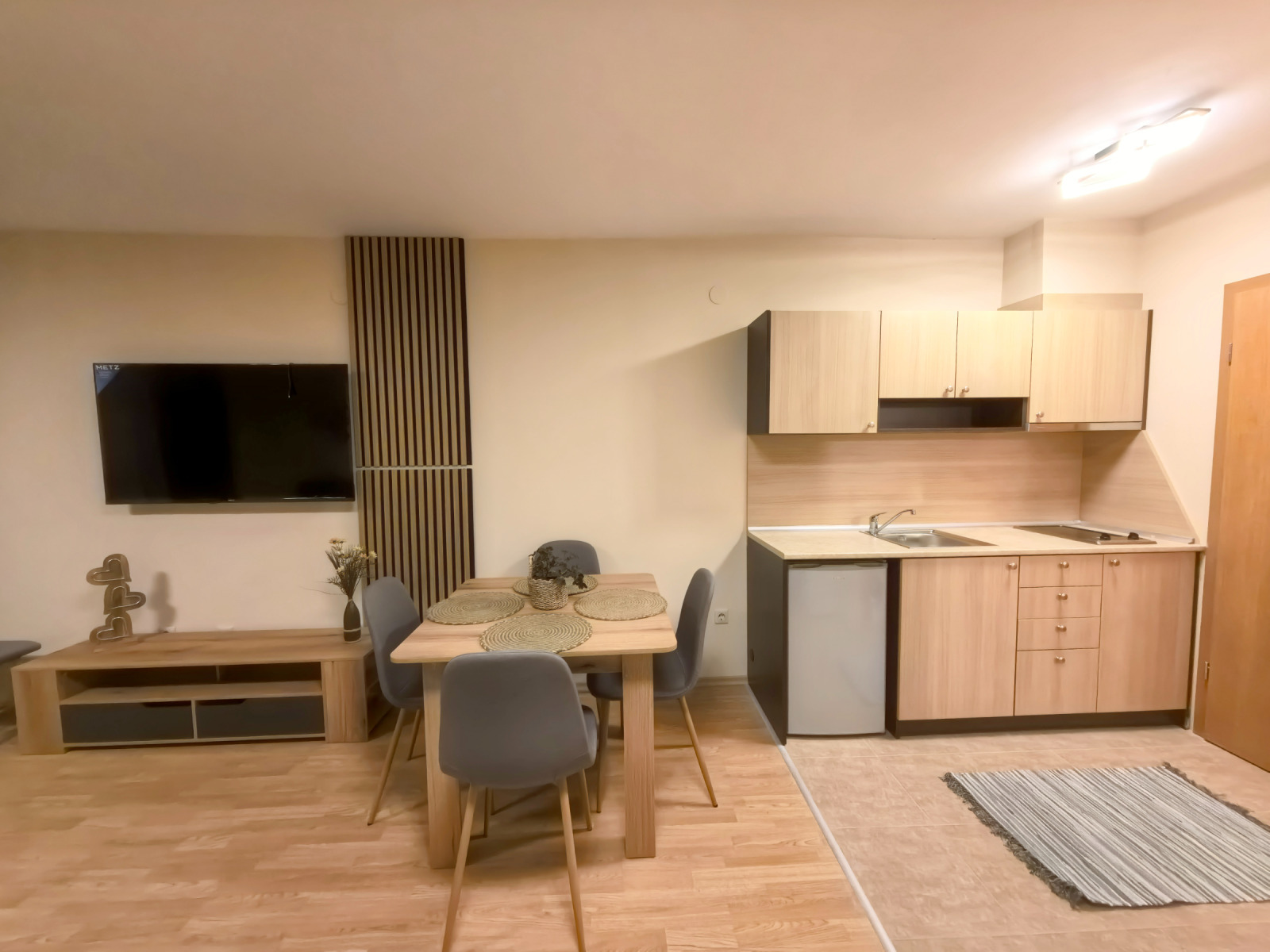 Продава 1-СТАЕН, гр. Банско, област Благоевград, снимка 6 - Апартаменти - 53612414