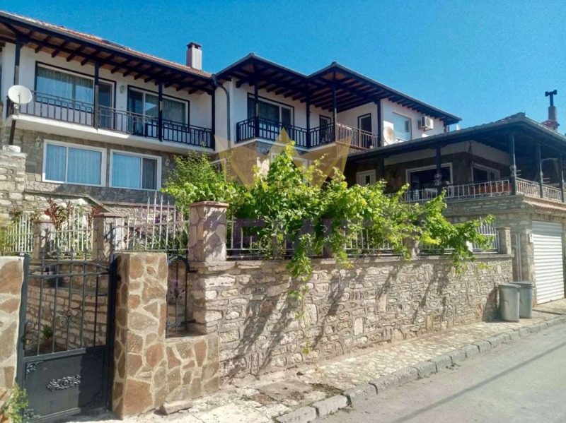 Продава КЪЩА в област Добрич, гр. Балчик - 360 кв.м / 299 000 € » 584 793.17 лв., ИМОТИ ПРЕМИЕР