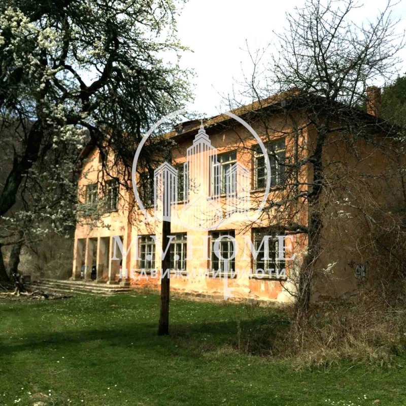 Продава КЪЩА в област София, гр. Своге - 360 кв.м / 50 000 € » 97 791.50 лв., МВ ХОУМ