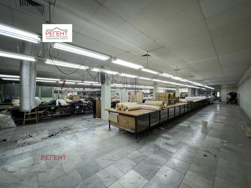 Продава ПРОМ. ПОМЕЩЕНИЕ в град Велико Търново, Център - 4486 кв.м / При запитване, РЕГЕНТ