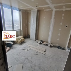 3-стаен град Кърджали, Гледка 1