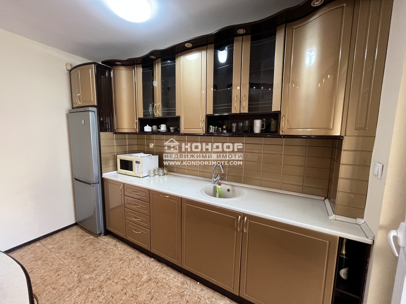 Продава 3-СТАЕН, гр. Пловдив, Въстанически, снимка 3 - Апартаменти - 52449815