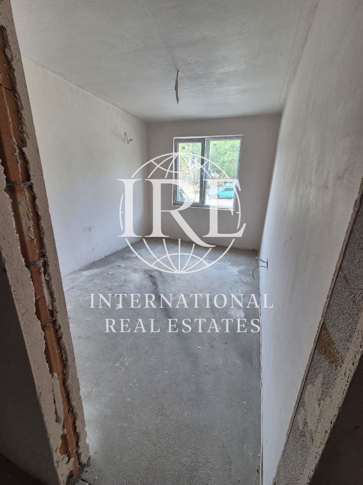 Продава 3-СТАЕН, гр. Варна, Левски 1