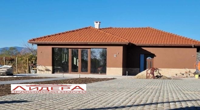 Продава  Къща, област Пловдив, с. Конуш •  186 000 EUR • ID 54086523 — holmes.bg - [1] 