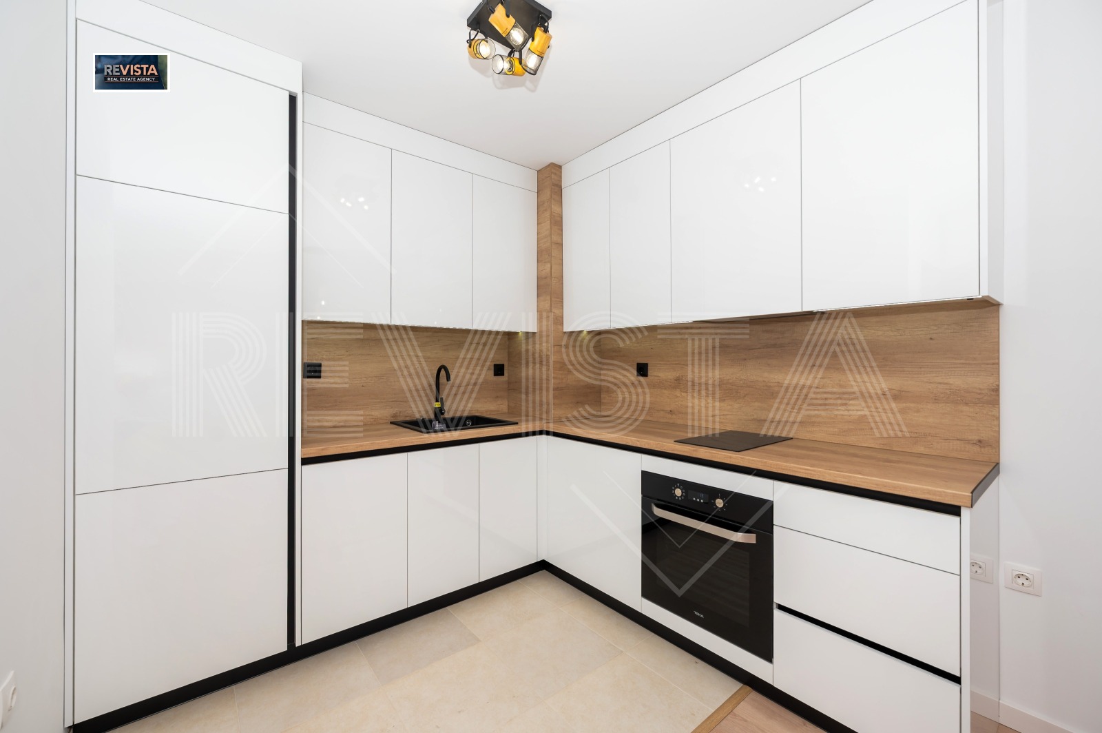 Продава 2-СТАЕН, гр. Пловдив, Христо Смирненски