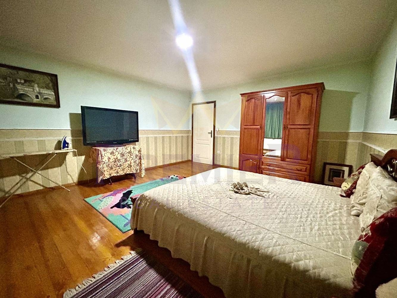 Продава КЪЩА, гр. Балчик, област Добрич, снимка 14 - Къщи - 54148304