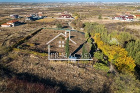 ПАРЦЕЛ, 642 m2