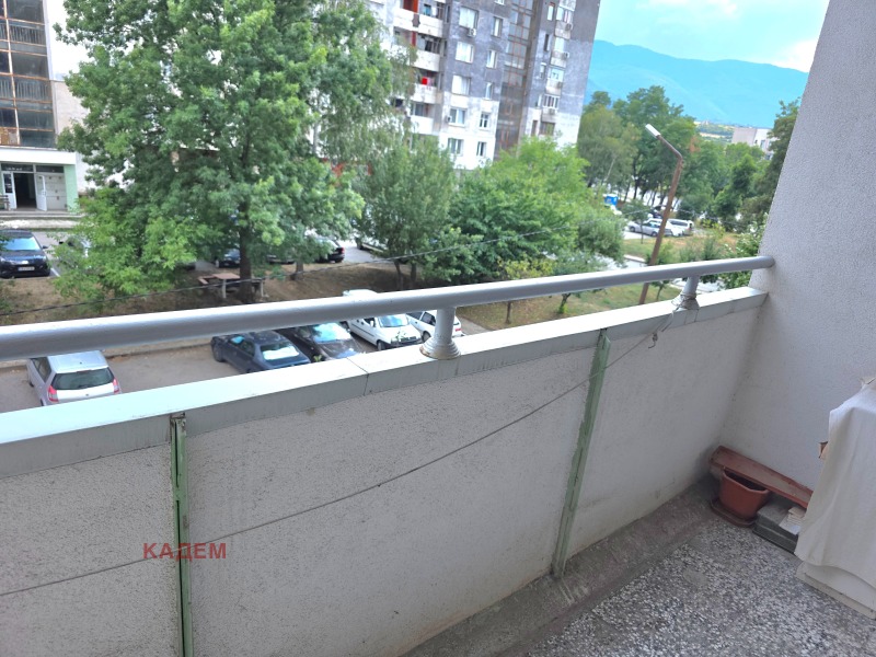 Продава  2-стаен град Кюстендил , Запад , 75 кв.м | 51848987 - изображение [6]