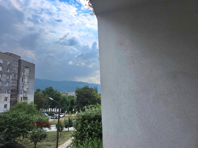 Продава  2-стаен град Кюстендил , Запад , 75 кв.м | 51848987 - изображение [7]