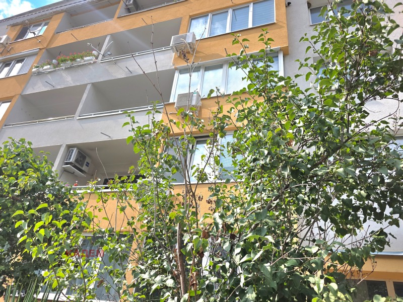 Продава  2-стаен град Кюстендил , Запад , 75 кв.м | 51848987