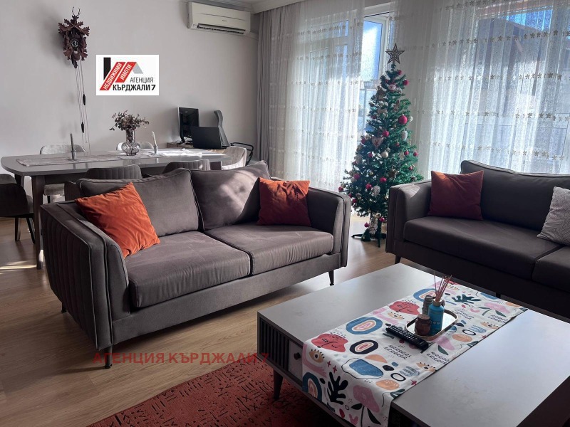 For Sale  2 bedroom Kardzhali , Tsentar , 120 sq.m | 72906326 - image [2]