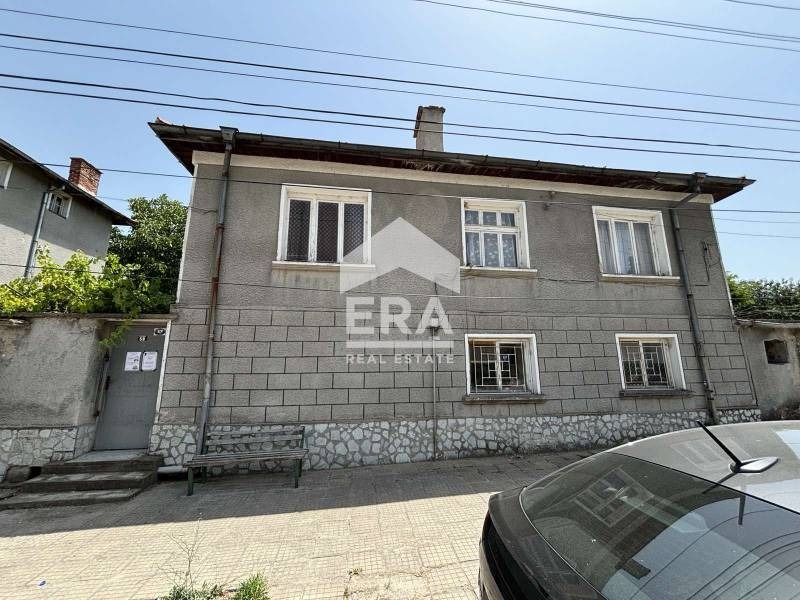 Продава  Къща област Хасково , с. Ябълково , 200 кв.м | 81151067